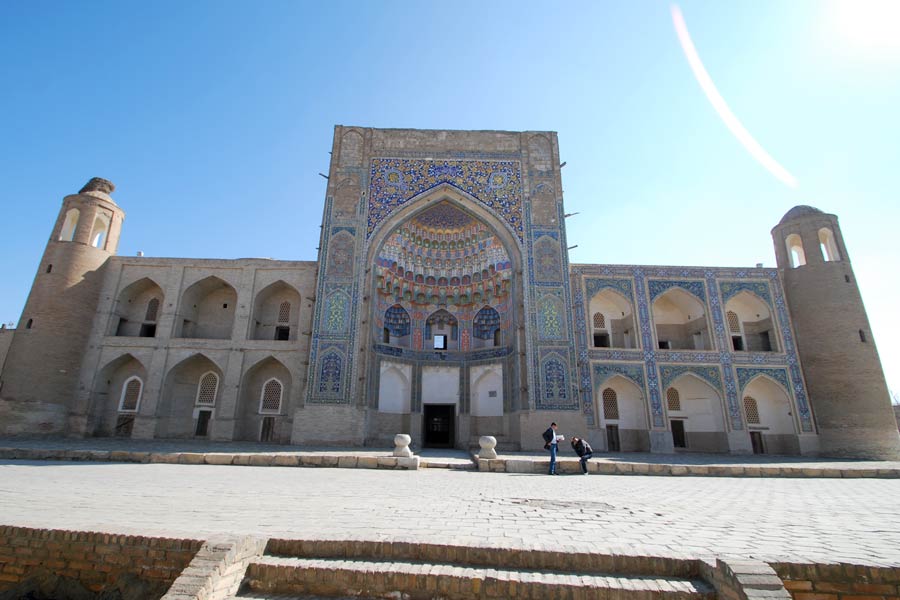 Abdulaziz-Khan Madrasah
